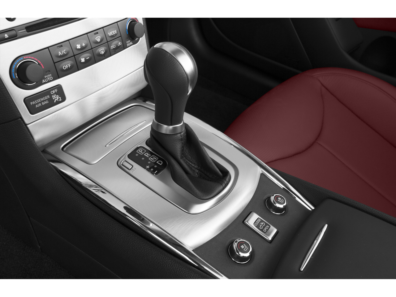 2015 INFINITI Q60 Convertible IPL