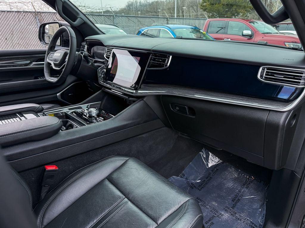 2022 Jeep Wagoneer Series III