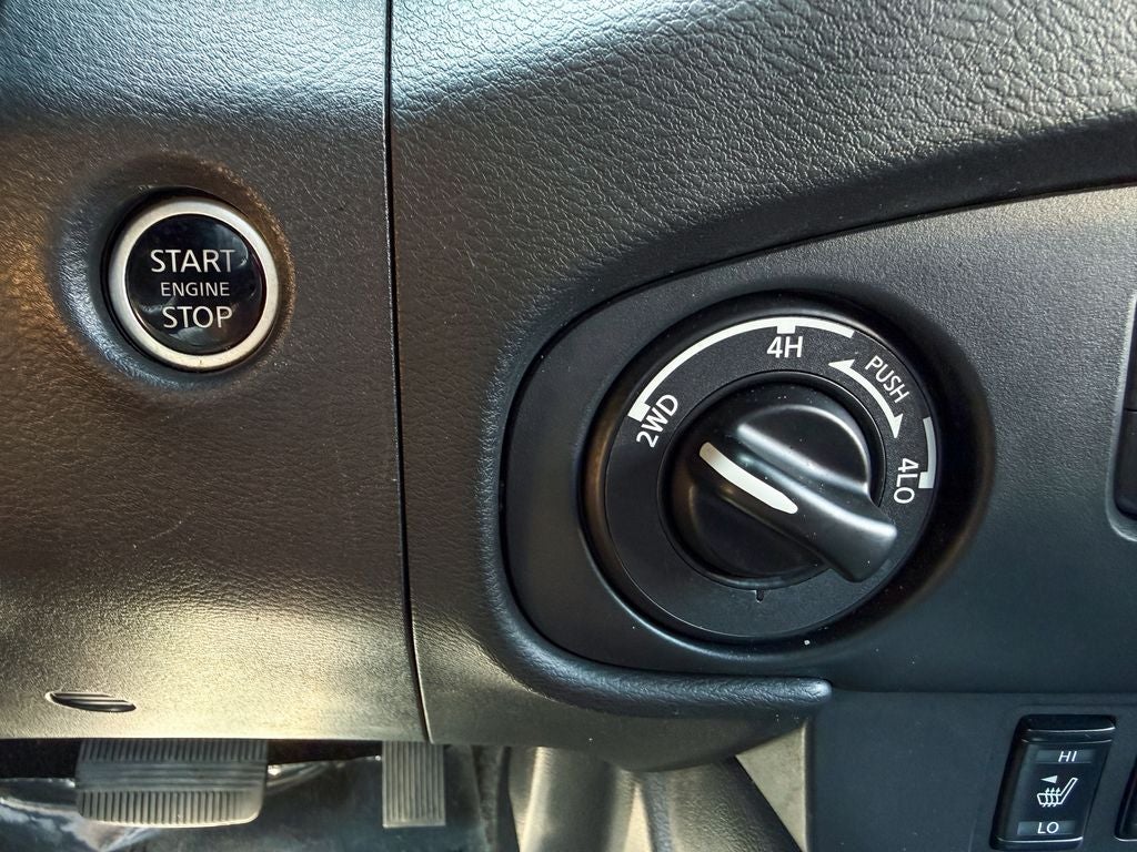 2023 Nissan Frontier SV