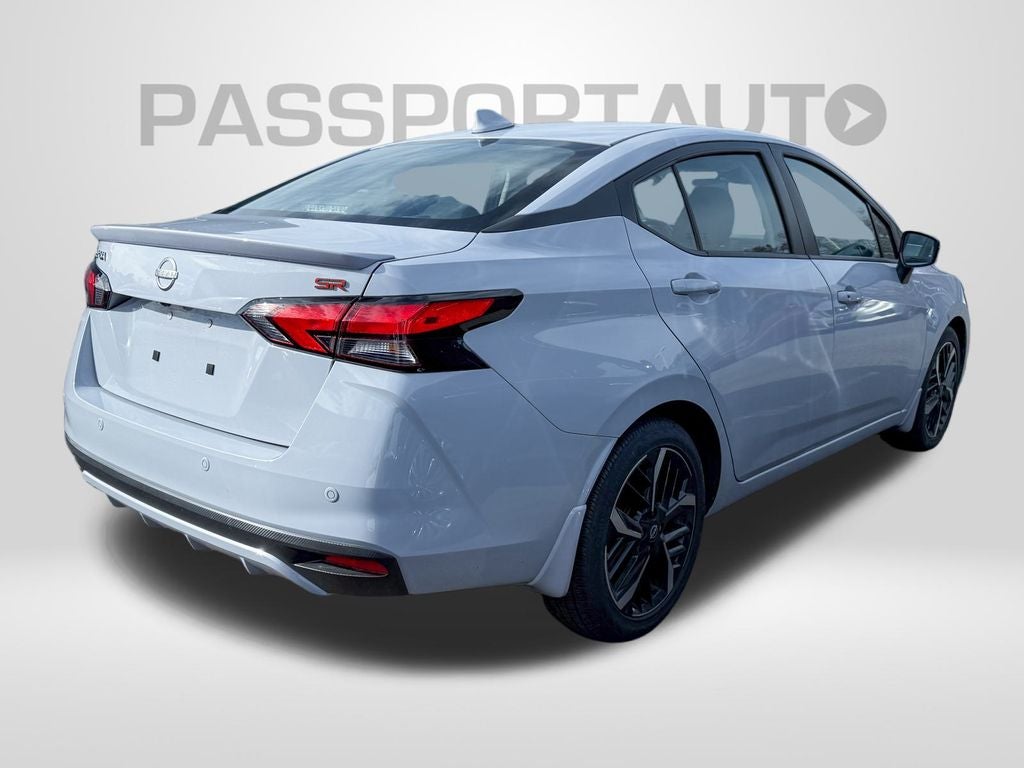 2025 Nissan Versa 1.6 SR