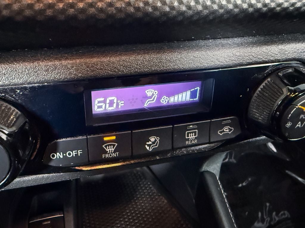2022 Nissan Kicks SV