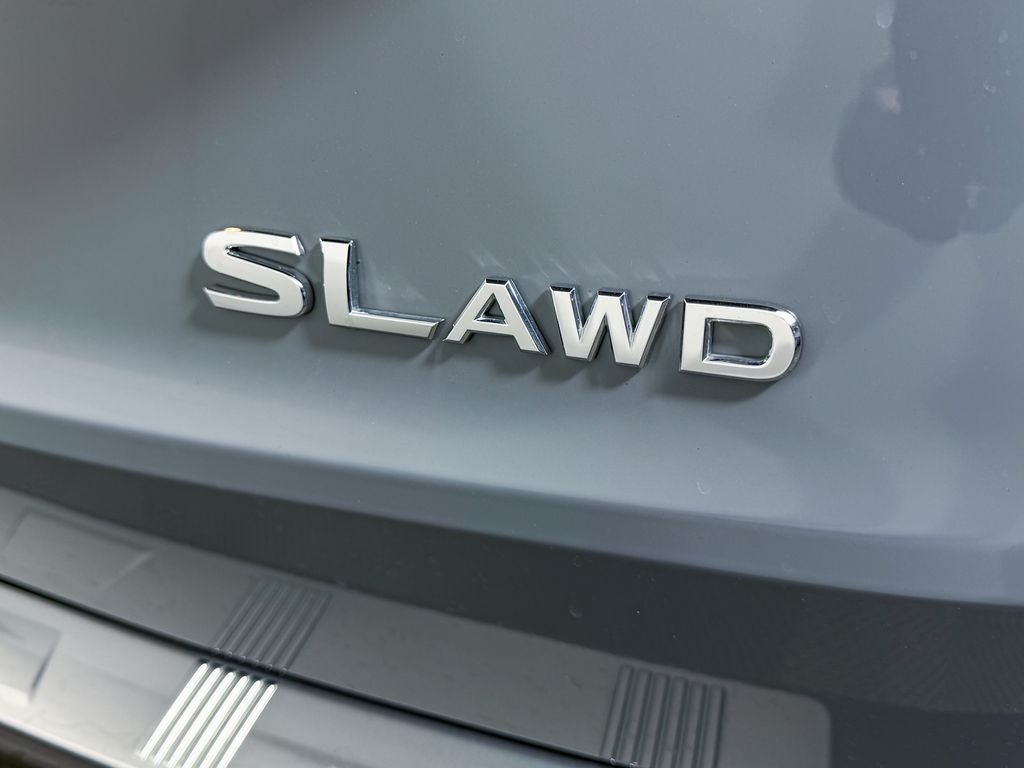 2022 Nissan Rogue SL