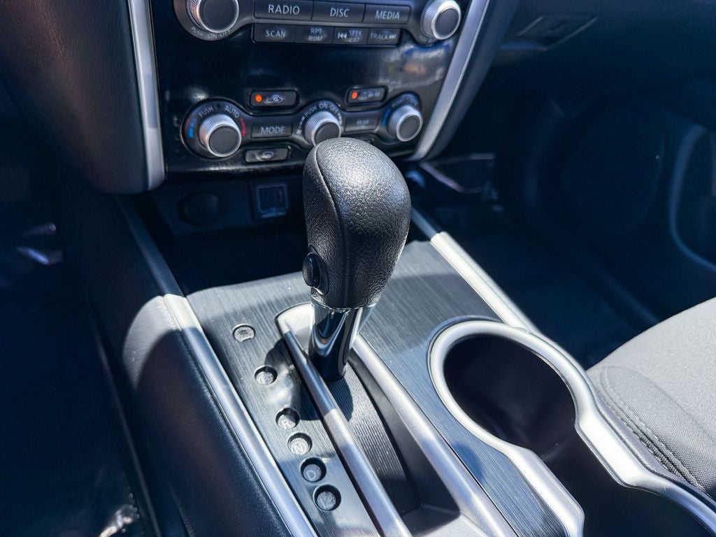 2020 Nissan Pathfinder S