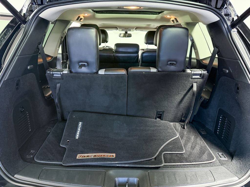 2020 Nissan Pathfinder SL