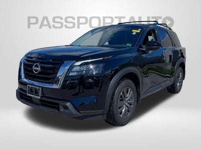 2025 Nissan Pathfinder SV