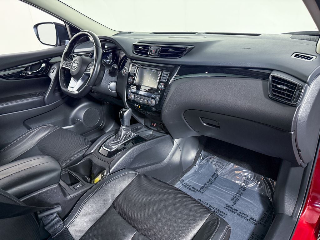 2022 Nissan Rogue Sport SL