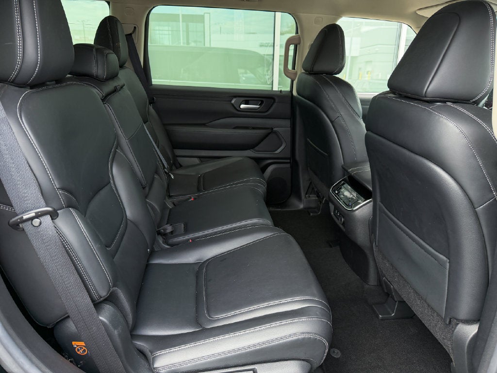 2025 Nissan Armada SV