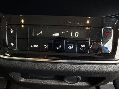 2025 Nissan Armada SV