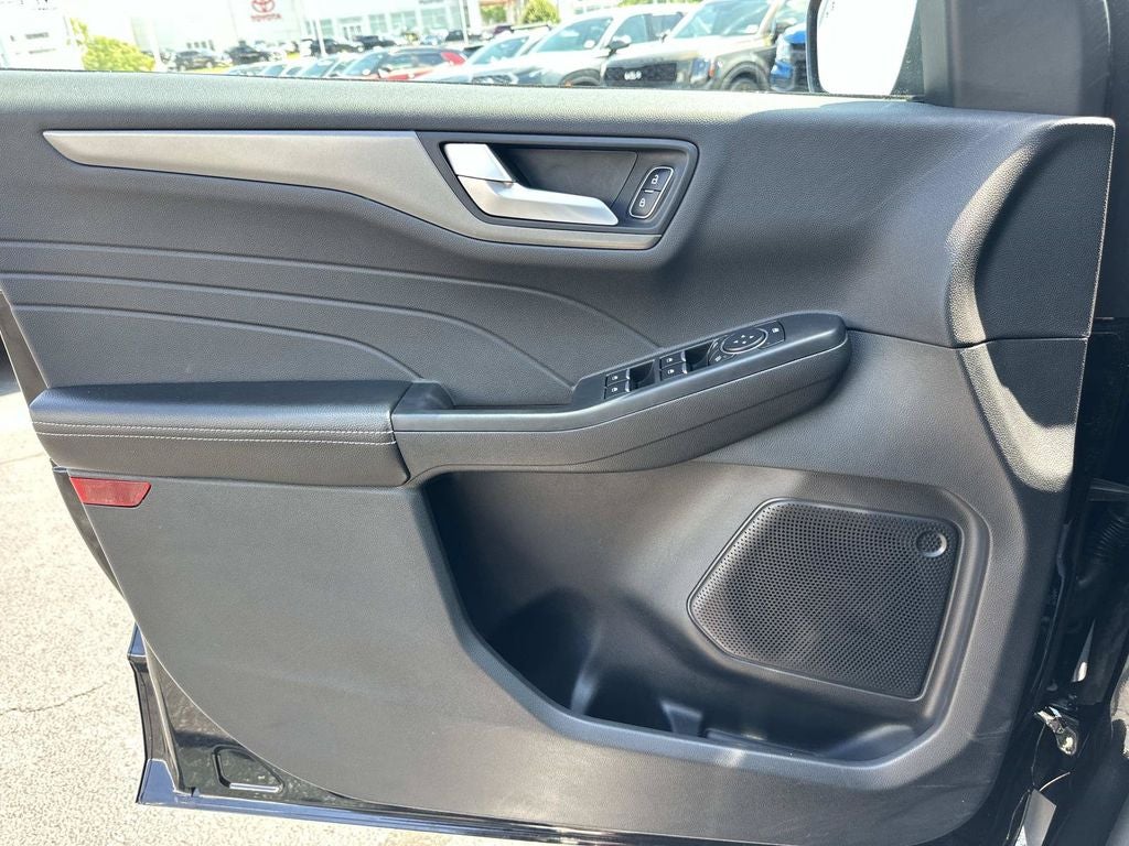 2025 Ford Escape Plug-In Hybrid Base