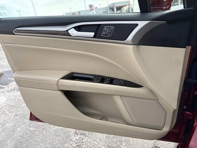 2015 Ford Fusion Hybrid SE