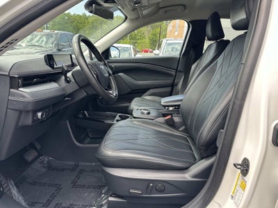 2021 Ford Mustang Mach-E Select