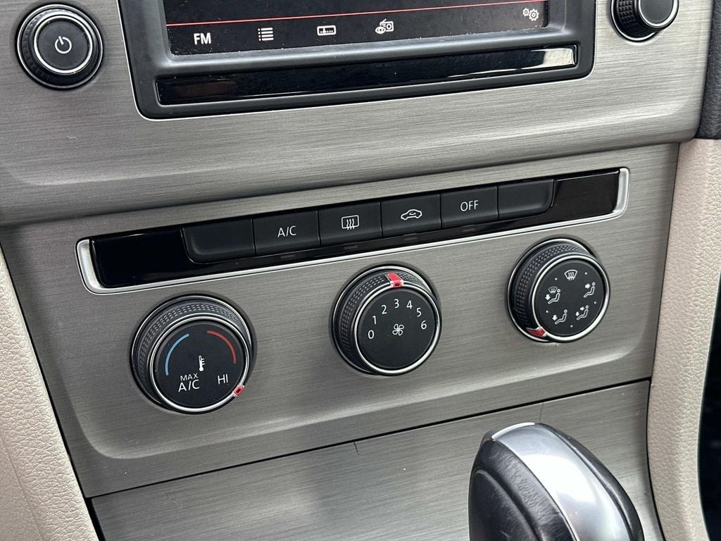 2016 Volkswagen Golf TSI S 4-Door