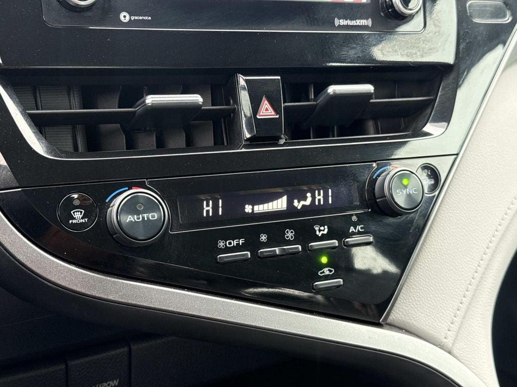 2023 Toyota Camry Hybrid LE