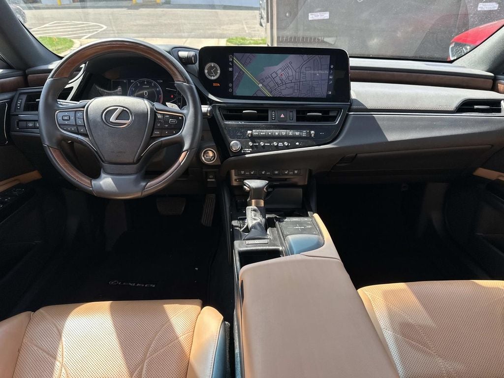2022 Lexus ES 350 Ultra Luxury