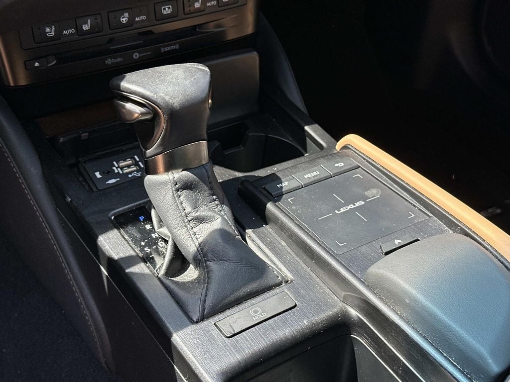 2022 Lexus ES 350 Ultra Luxury