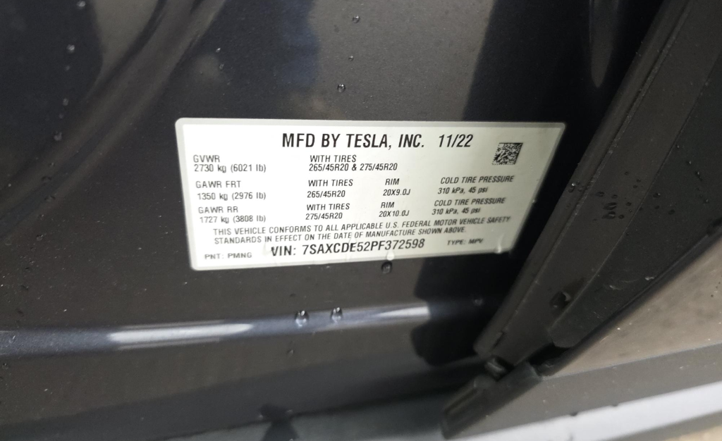 2023 Tesla Model X Standard Range