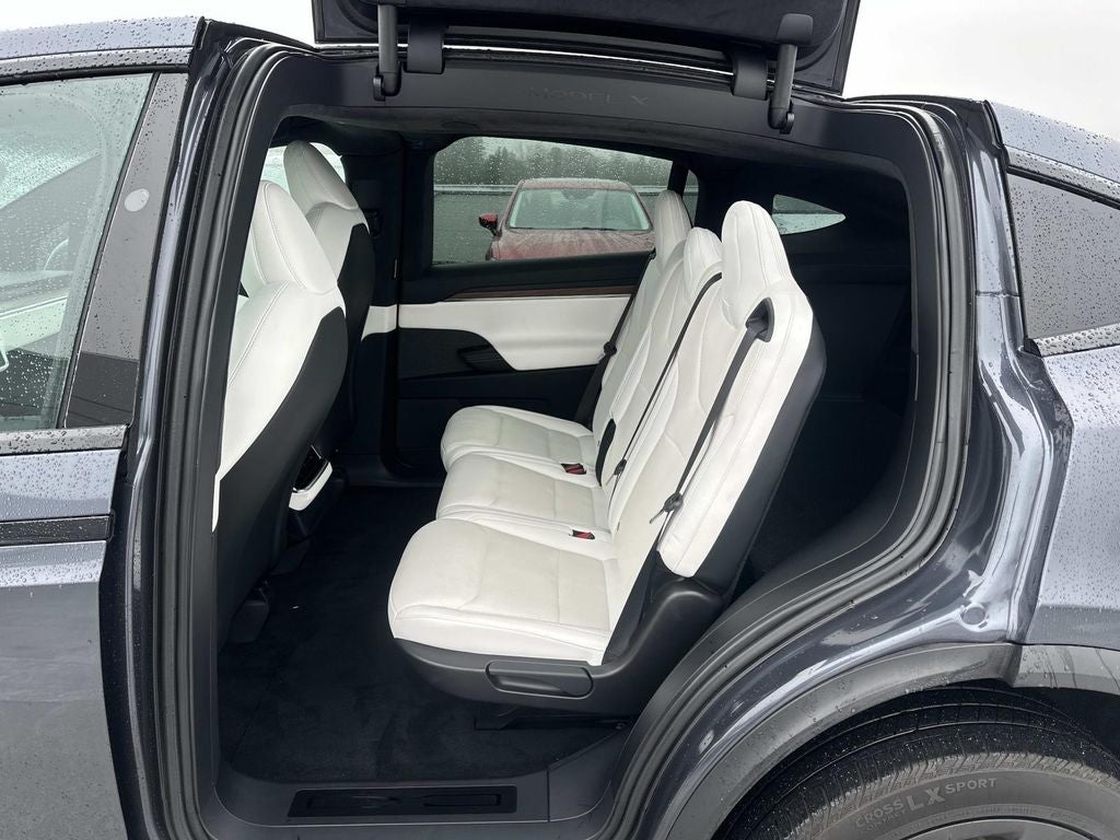 2023 Tesla Model X Standard Range