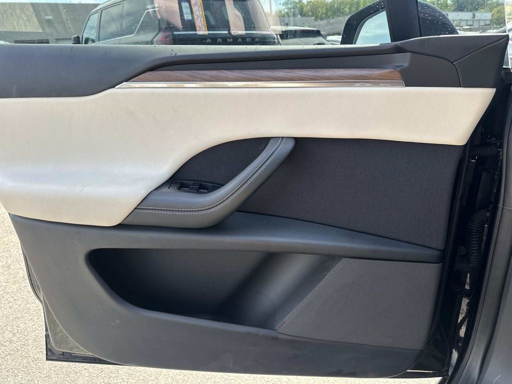 2023 Tesla Model X Standard Range