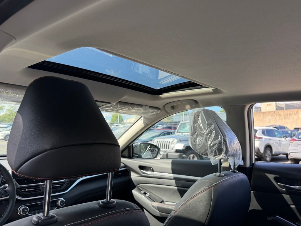 2025 Nissan Altima 2.5 SR