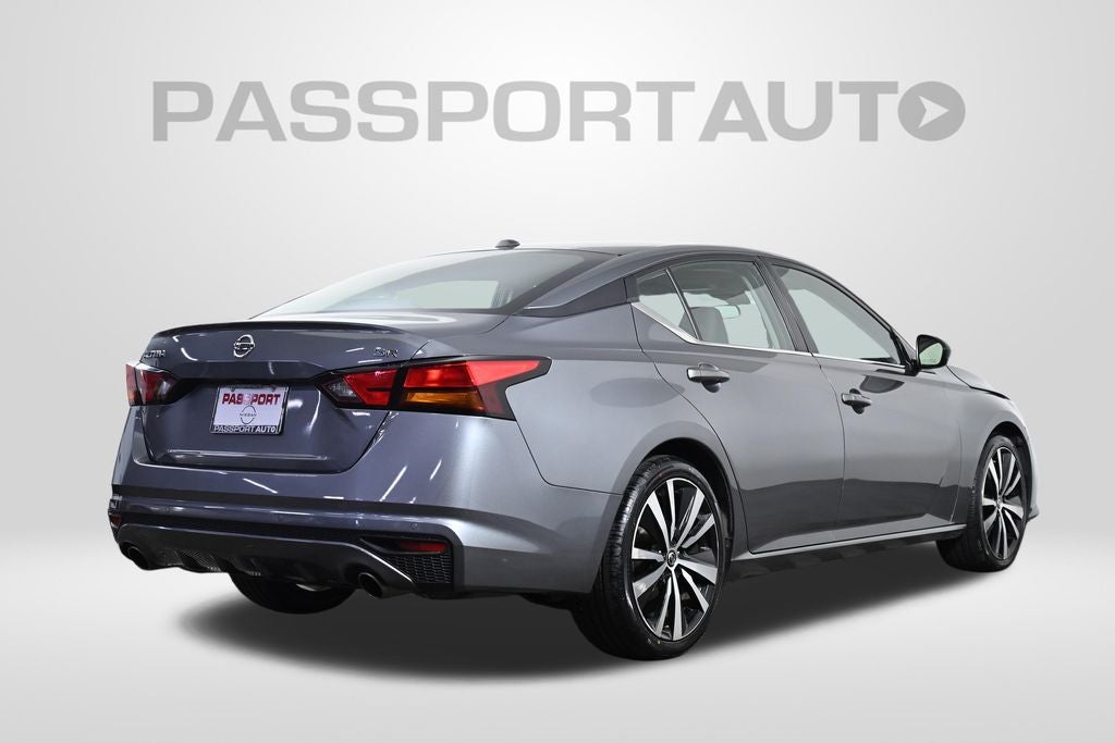 2022 Nissan Altima 2.5 SR Certified Select
