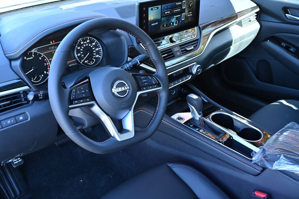 2025 Nissan Altima 2.5 SR