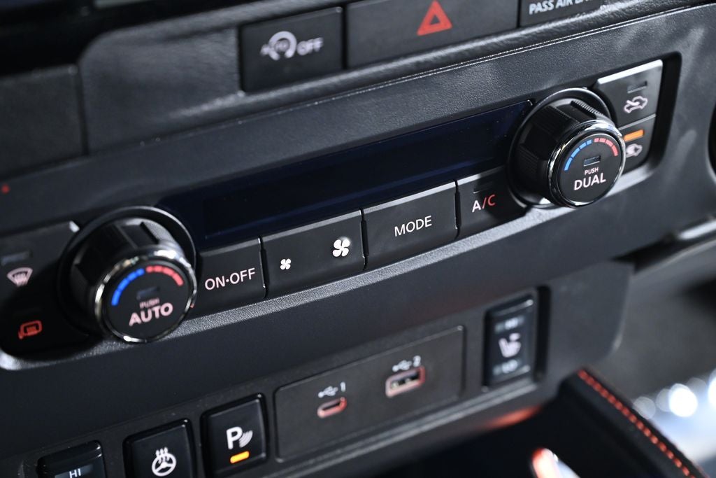2023 Nissan Frontier PRO-4X Nissan Certified