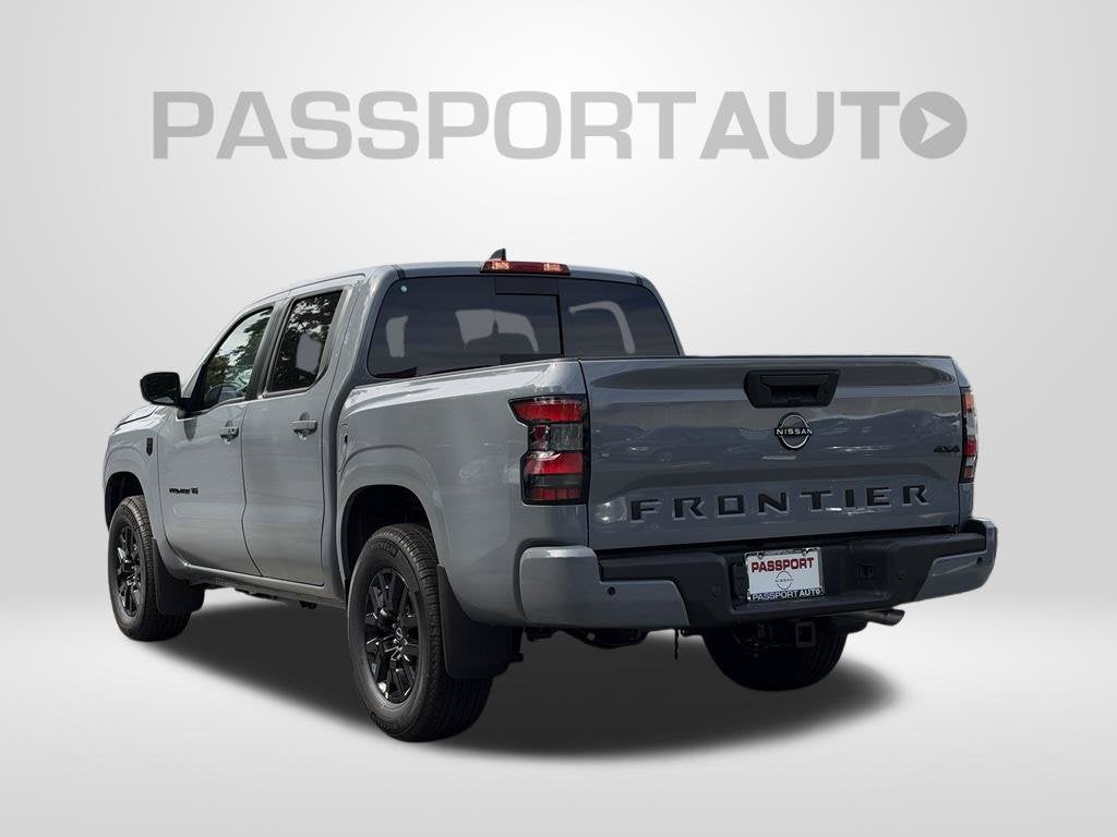 2027 Nissan Frontier SV
