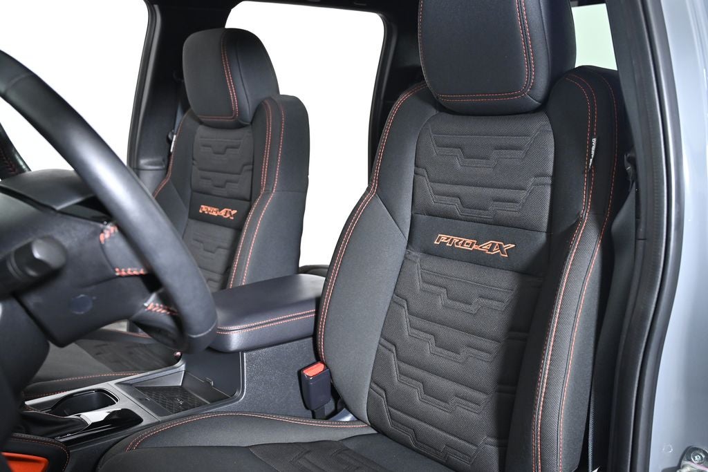 2023 Nissan Frontier PRO-4X Nissan Certified