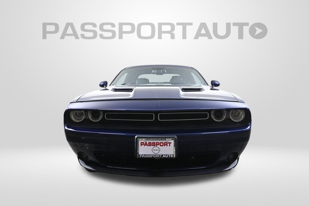 2016 Dodge Challenger SXT Plus