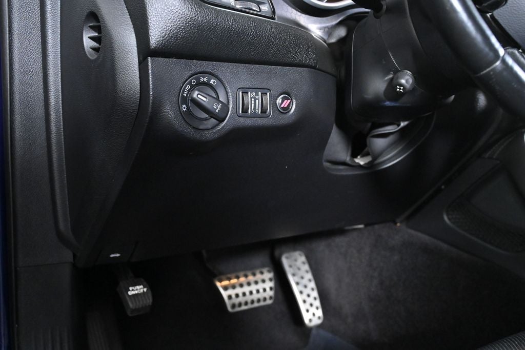 2016 Dodge Challenger SXT Plus