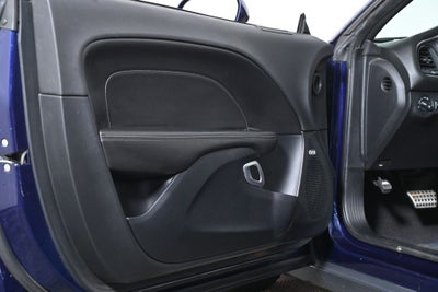 2016 Dodge Challenger SXT Plus