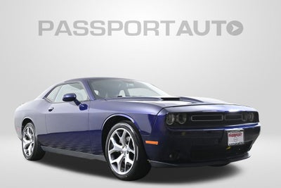 2016 Dodge Challenger SXT Plus
