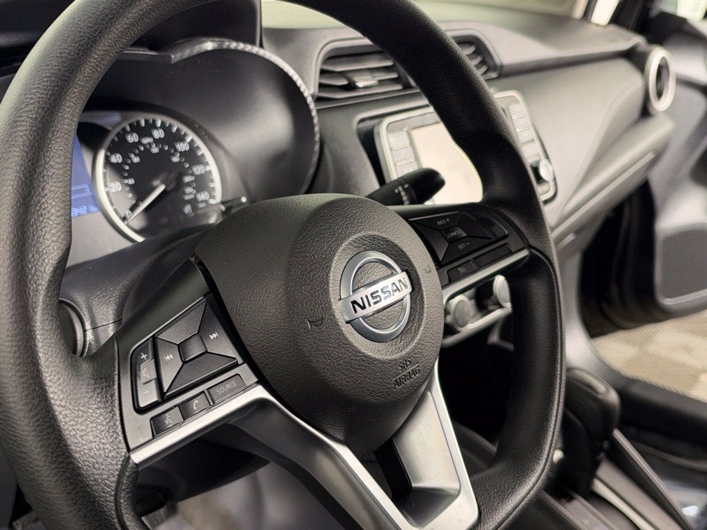 2022 Nissan Versa 1.6 S