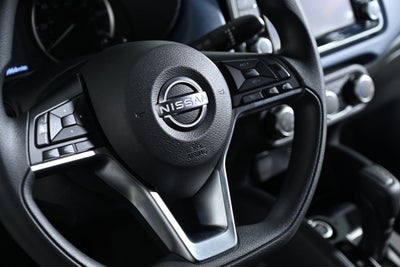 2025 Nissan Versa 1.6 SV Nissan Certified