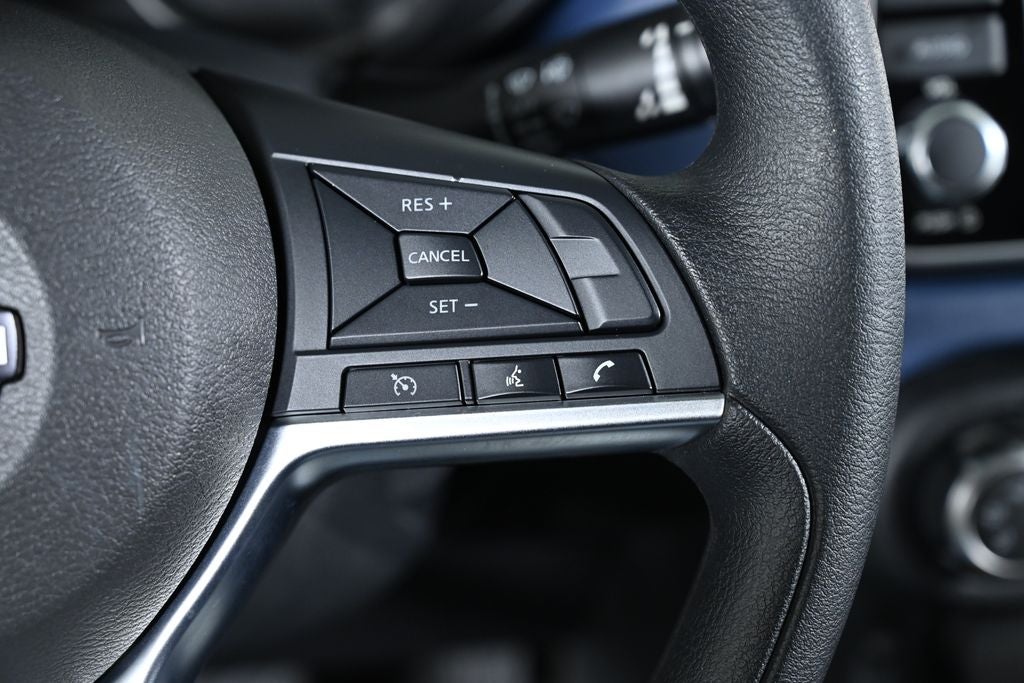 2025 Nissan Versa 1.6 SV Nissan Certified