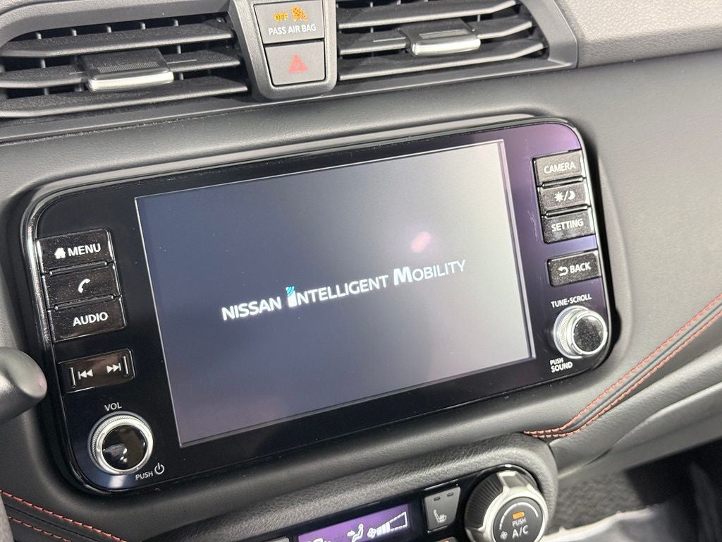 2025 Nissan Versa 1.6 SR Nissan Certified
