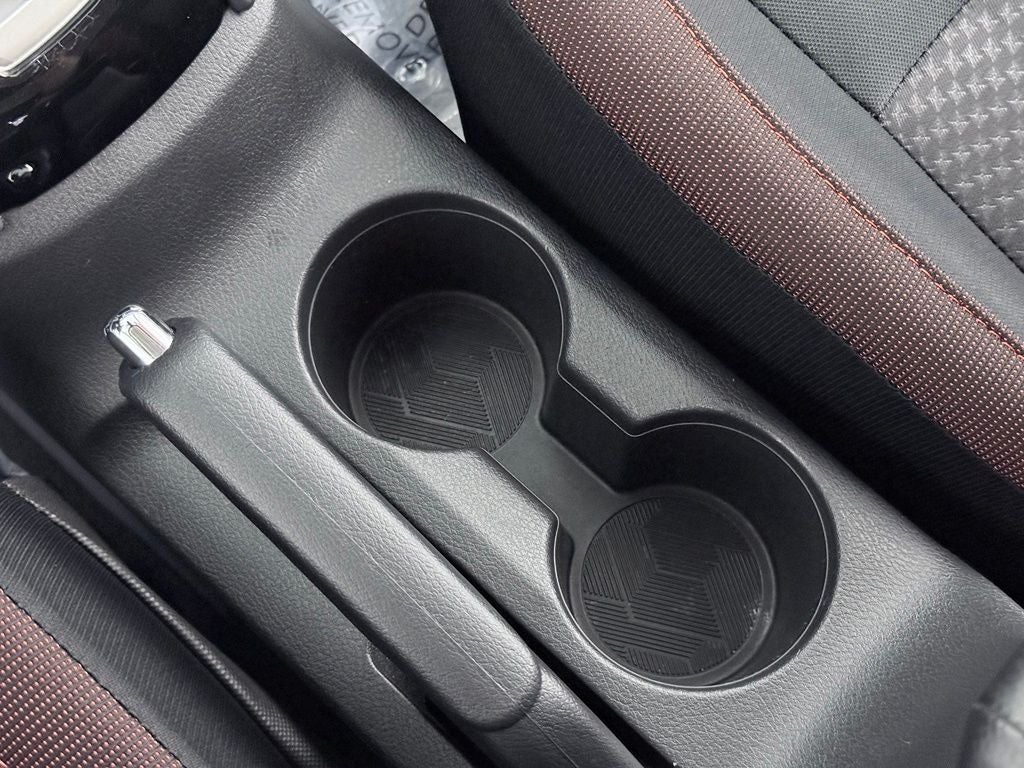 2025 Nissan Versa 1.6 SR Nissan Certified