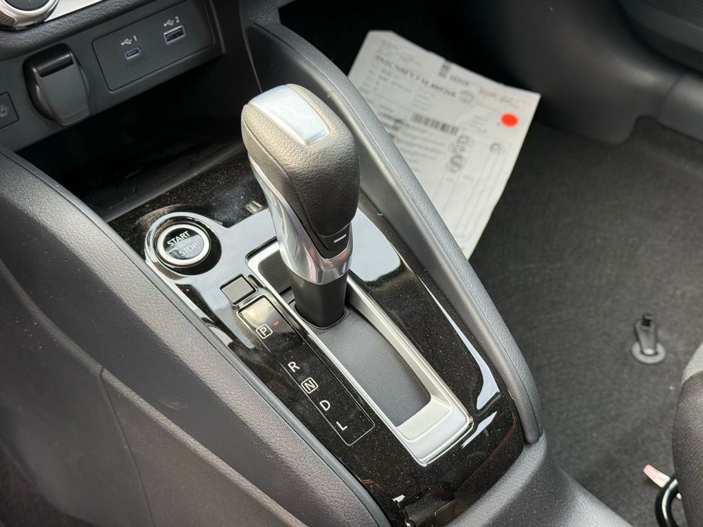 2025 Nissan Versa 1.6 SR