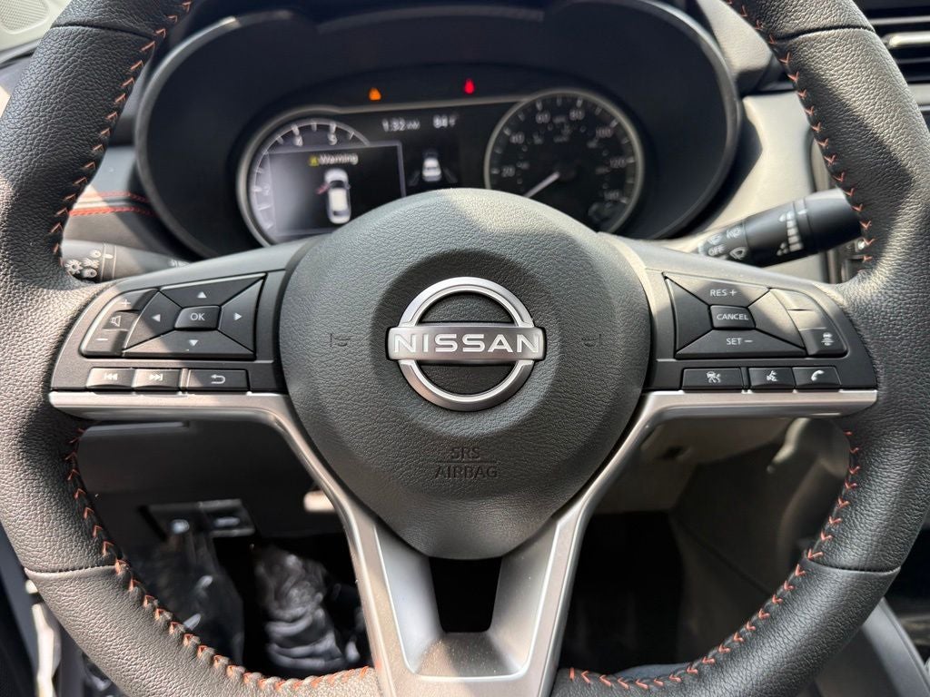 2025 Nissan Versa 1.6 SR