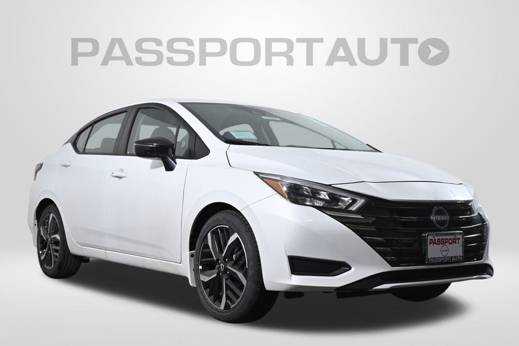 2025 Nissan Versa 1.6 SR