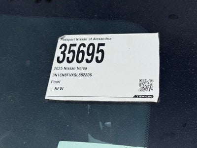 2025 Nissan Versa 1.6 SR