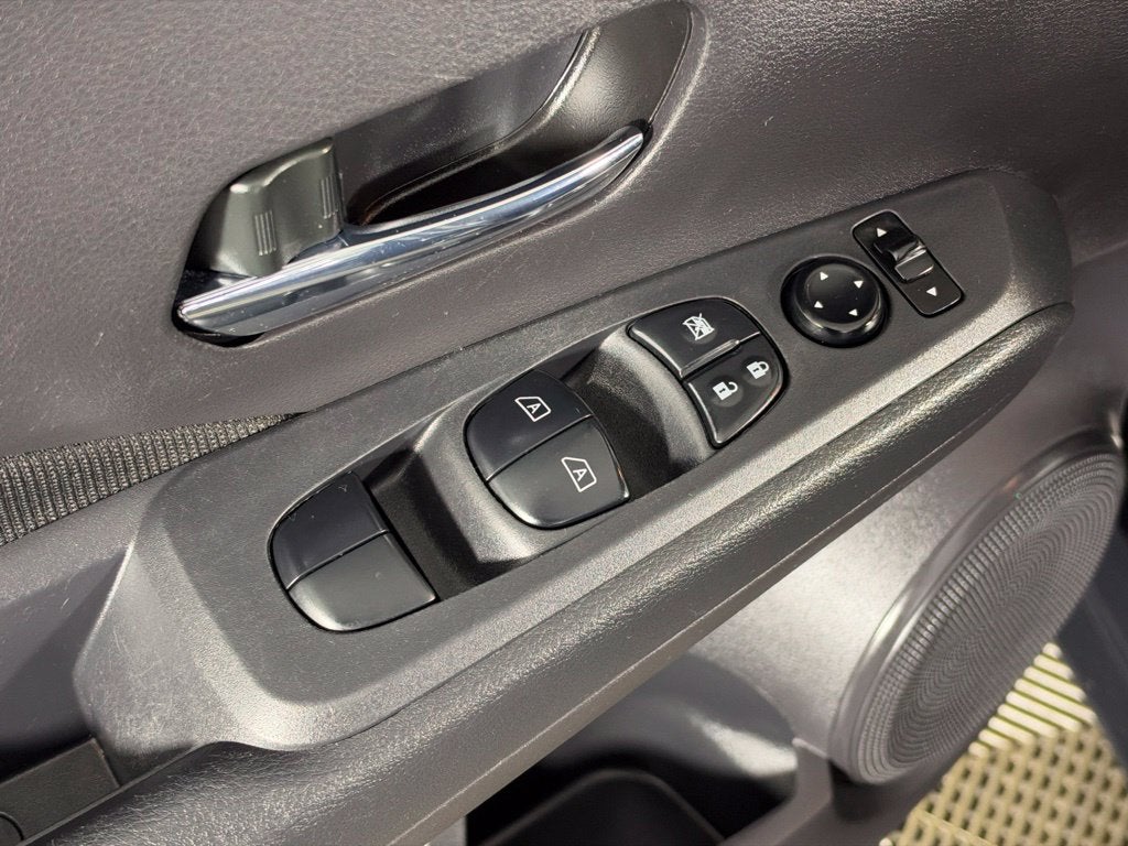 2024 Nissan Kicks SV Nissan Certified