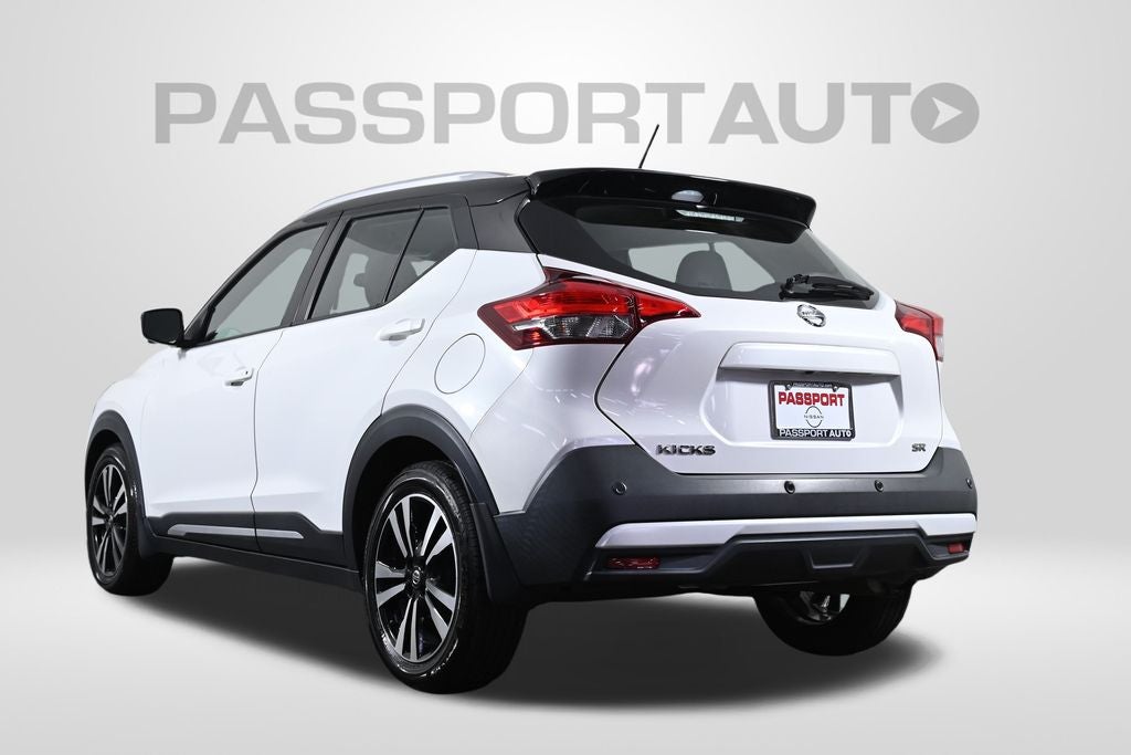 2020 Nissan Kicks SR