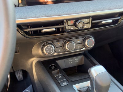 2027 Nissan Kicks S