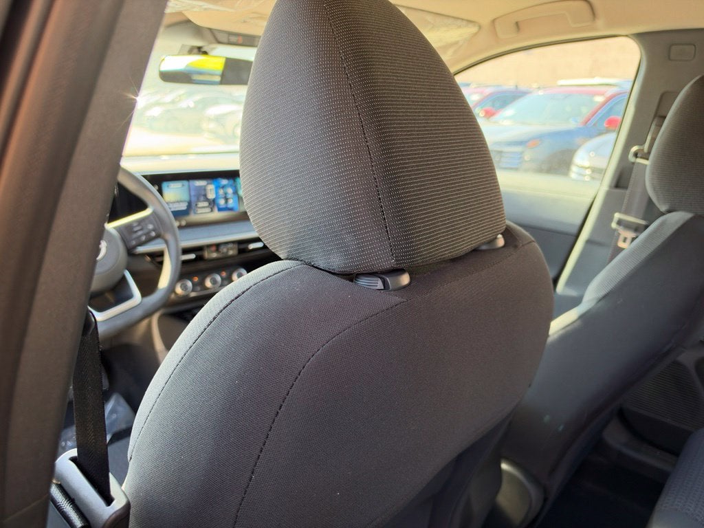 2027 Nissan Kicks S