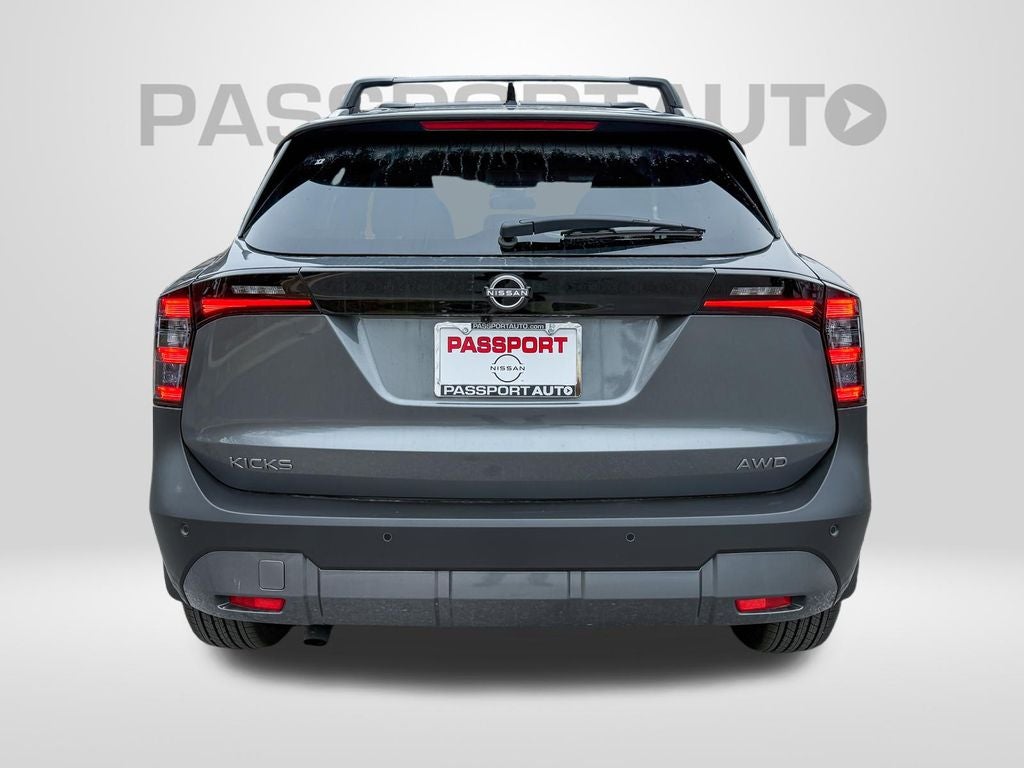 2026 Nissan Kicks SV