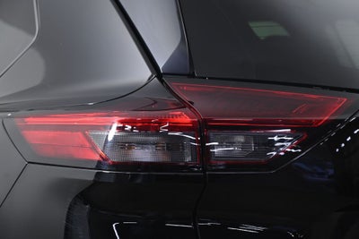 2023 Nissan Rogue SV Nissan Certified