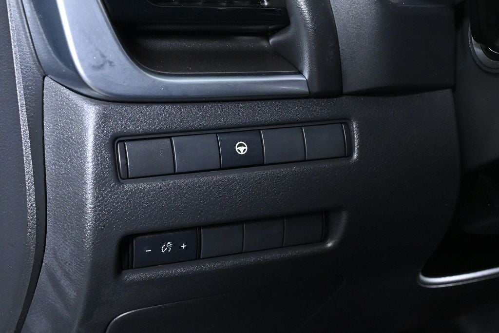 2022 Nissan Rogue SV Nissan Certified