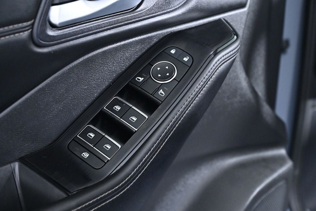 2023 Nissan Rogue SL Nissan Certified