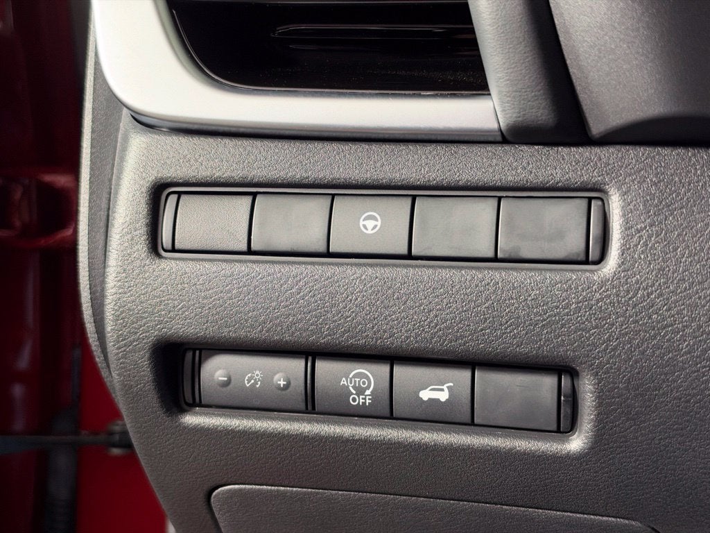 2024 Nissan Rogue SL Nissan Certified
